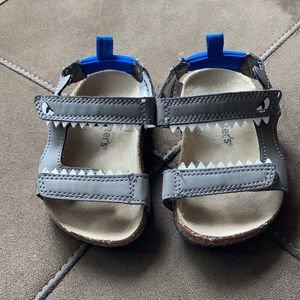 Carter’s shark sandals, size 5
